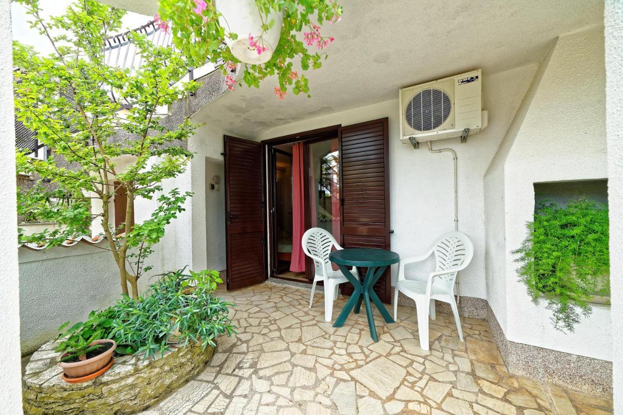 Guest House Jolanda ميدولين المظهر الخارجي الصورة