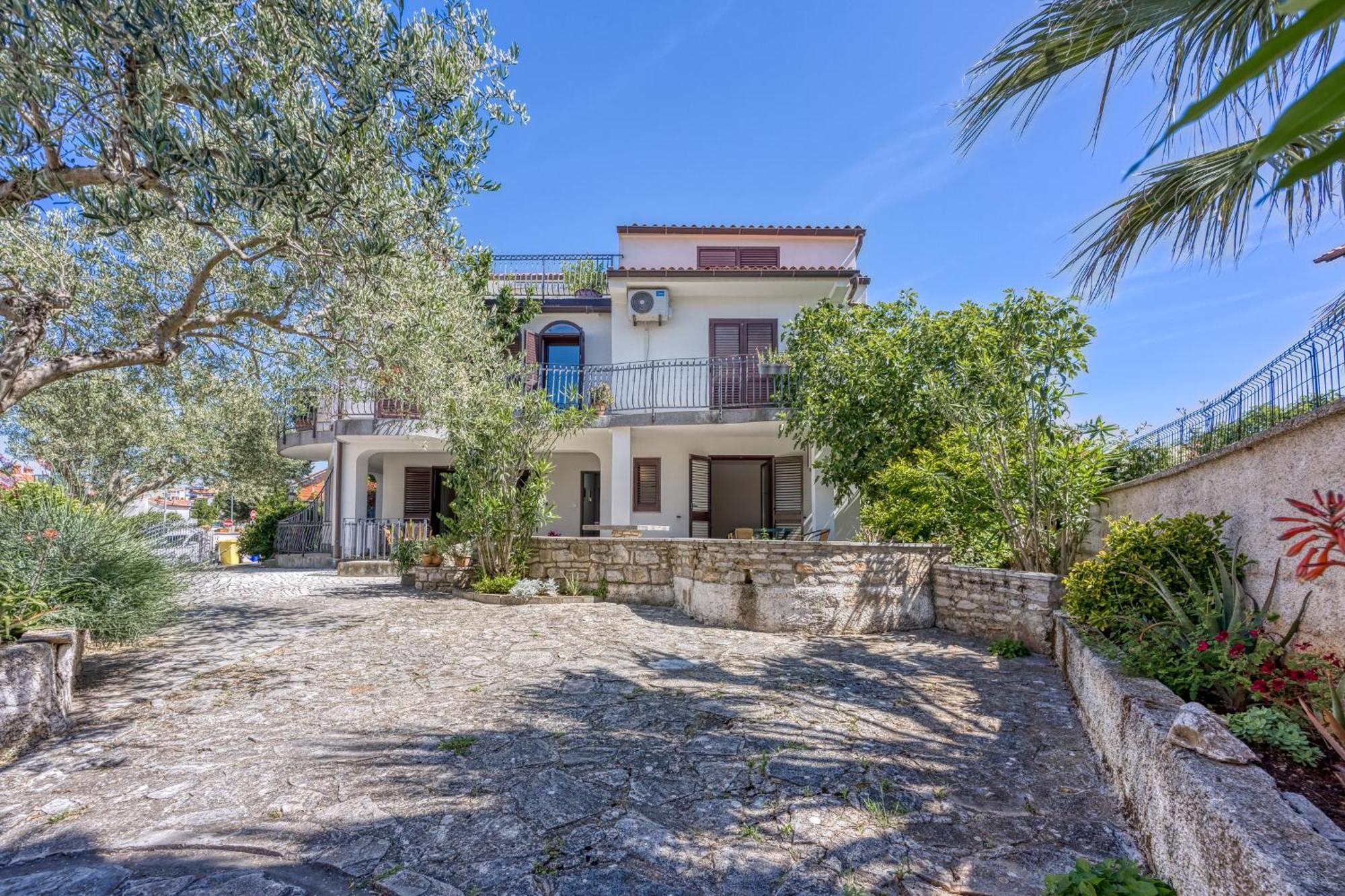 Guest House Jolanda ميدولين المظهر الخارجي الصورة