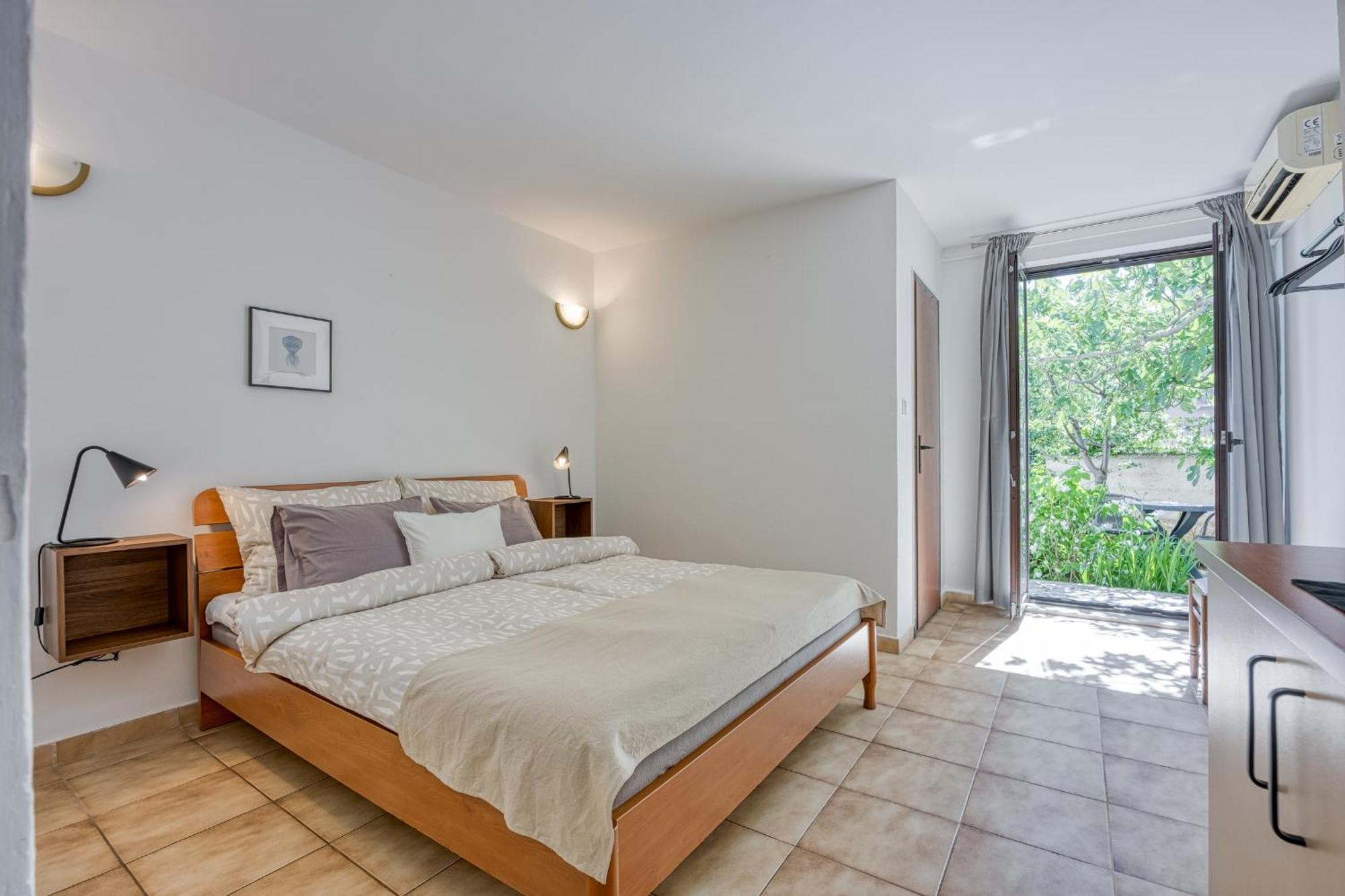 Guest House Jolanda ميدولين المظهر الخارجي الصورة