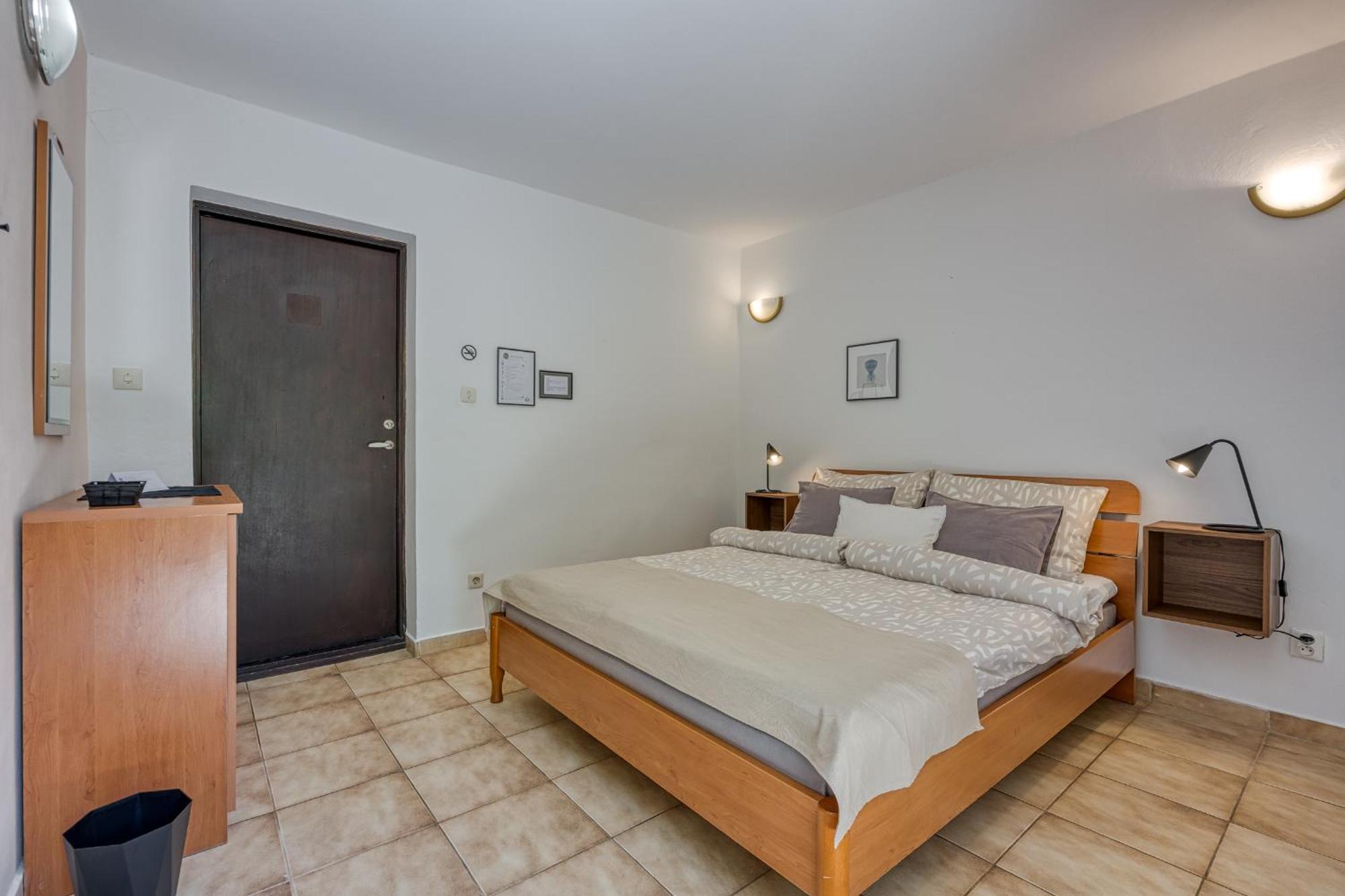 Guest House Jolanda ميدولين الغرفة الصورة