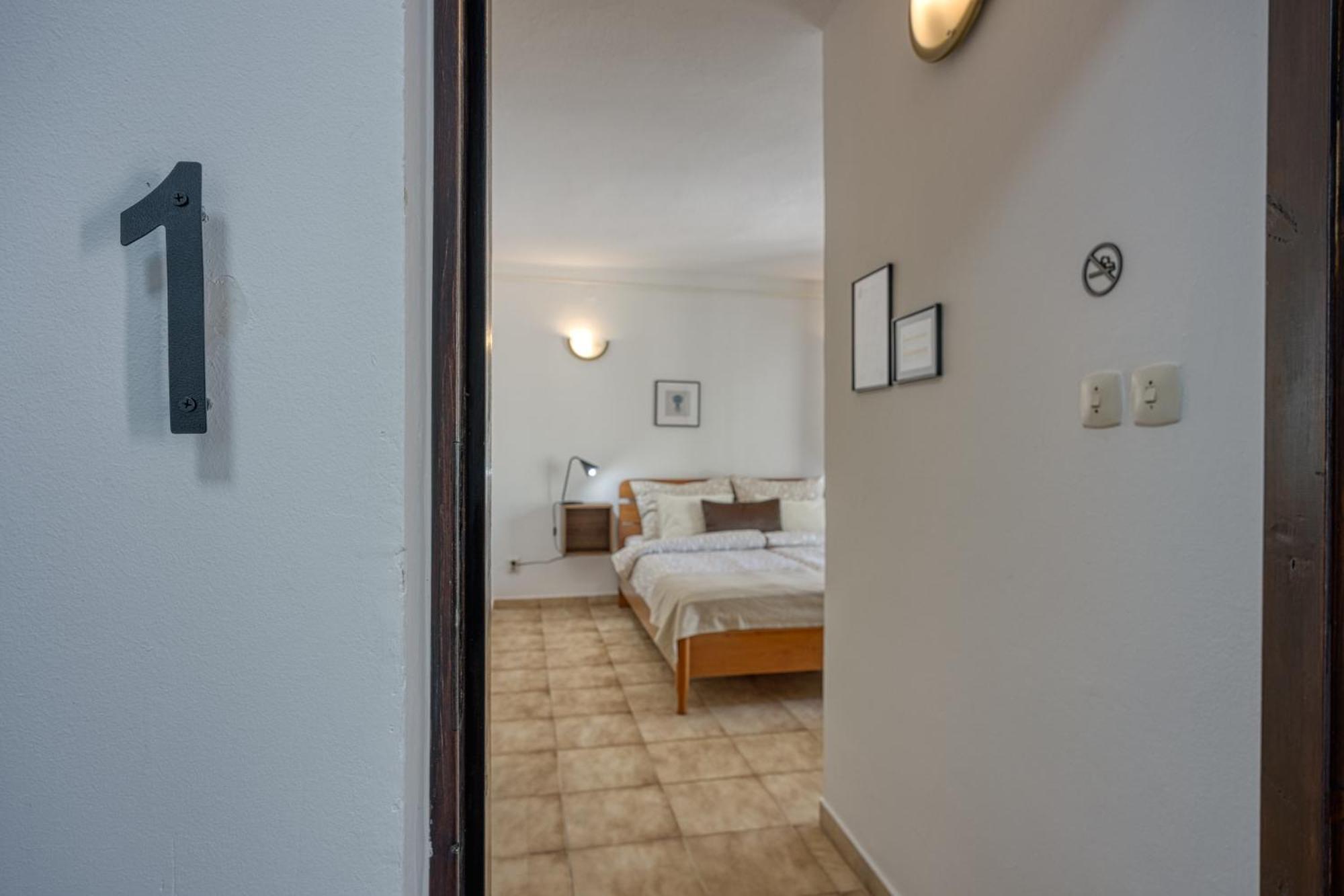 Guest House Jolanda ميدولين المظهر الخارجي الصورة